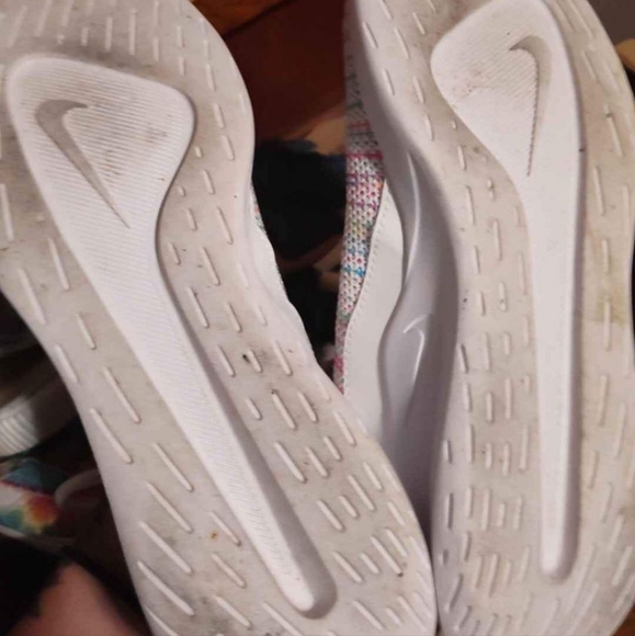 Shoes - Picture 3 of 3